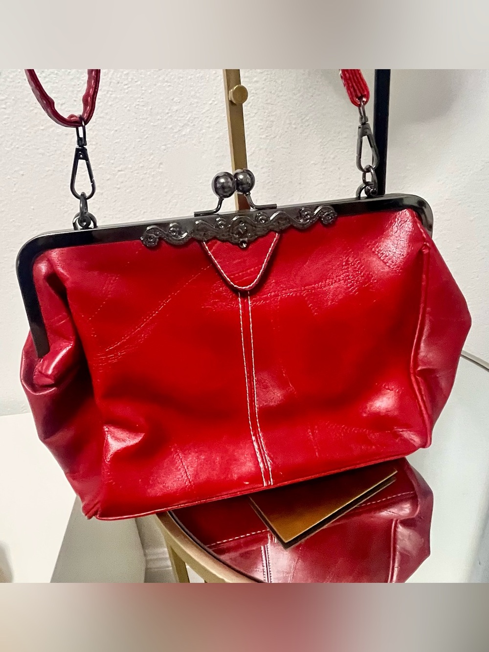 NWOT Red Kiss-Lock Frame Shoulder Bag